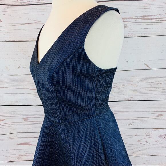 Express sparkle dress size 6 - Picture 3 of 8